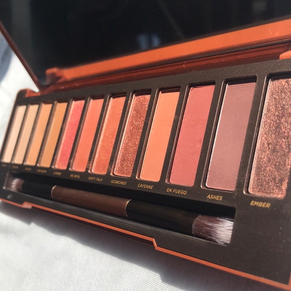 urban decay naked heat pallet - Picture 2 of 2